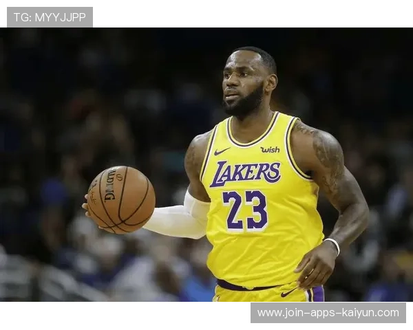 阿贾克斯—布罗林右路突破直传形成得分