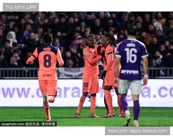 拉什福德中路直塞穿透对方防守