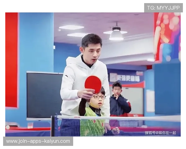 张继科现身民间乒乓训练基地,开启乒乓球基层推广新岗位 张继科现身民间乒乓训练基地,开启乒乓球基层推广新岗位